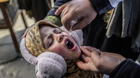 Vaksin polio merupakan vaksin untuk mencegah penyakit polio yang dapat menyebabkan kelumpuhan, bahkan bisa berujung pada kematian. 