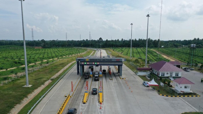 Gerbang Tol Lima Puluh