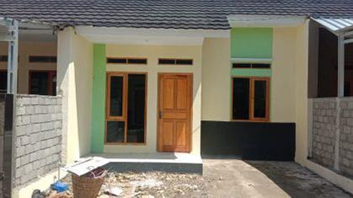 Tampilan depan rumah di Green Mutiara 2 Citra Suhandi