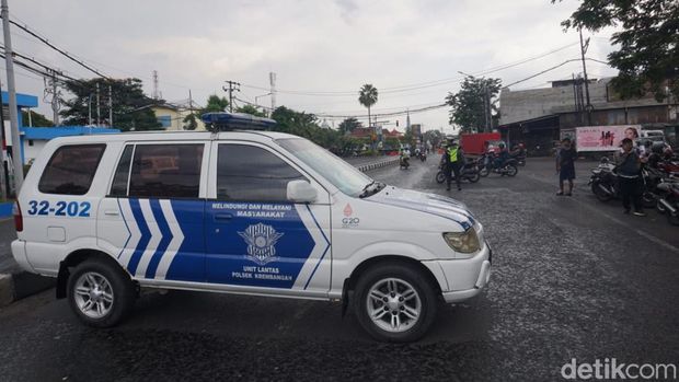 jalan gresik ditutup