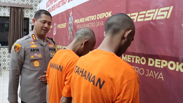 Kapolres Metro Depok Kombes Arya Perdana mengungkap kasus curanmor. Kedua tersangka sudah beberapa kali mencuri di Depok hingga Bogor (dok Ist)