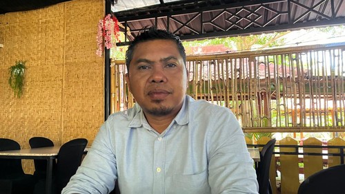 Ketua DPC Partai Gerindra yang juga Wakil Ketua DPRD Kota Mataram Abdul Rahman saat ditemui pada Senin (4/3/2024). (Helmy Akbar/detikBali)