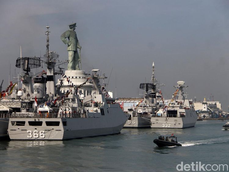 Koarmada II Gelar Admiral Inspection Jelang Pergantian Pimpinan