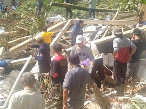 Longsor di Tundagan Pemalang, 10 Rumah Tertimbun-113 Warga Mengungsi