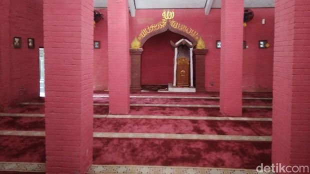 Masjid Pasalakan Cirebon