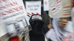 Massa Demo Kedubes Mesir, Minta Perbatasan Palestina Dibuka
