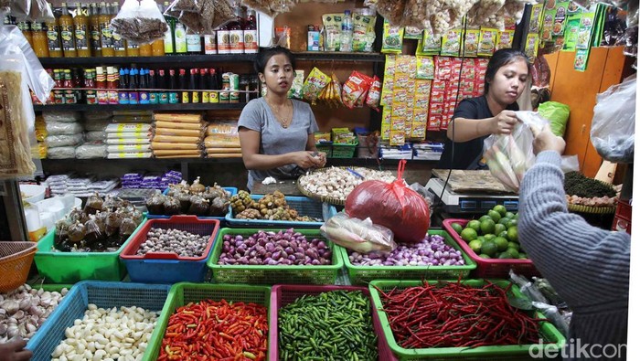 Jelang Ramadan, sejumlah harga bahan pokok naik. Seperti yang terjadi di Pasar Senen, Jakarta Pusat.