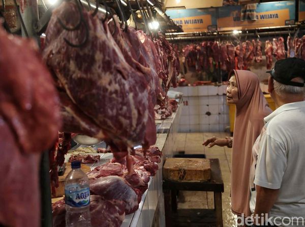 Memantau Harga Sembako di Pasar Senen Jelang Ramadan