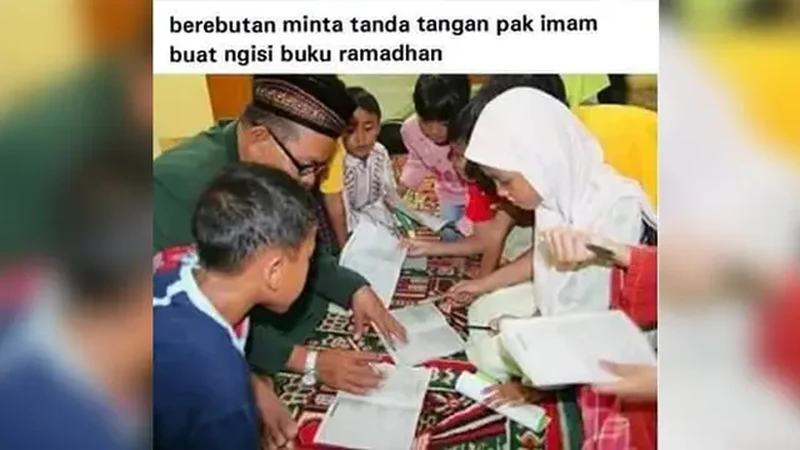 Alhamdulillah, sebentar lagi bulan suci Ramadhan akan datang. Berikut ini meme pertanda bulan puasa sudah dekat. Btw, sudah puasa ganti belum?