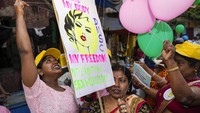 India secara luas dianggap sebagai salah satu industri seks komersial terbesar di dunia. Negara ini telah muncul sebagai pusat global pariwisata seks, menarik wisatawan seks dari negara-negara kaya.