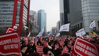 Aksi demonstrasi para dokter tersebut berlangsung di Seoul, Korea Selatan, Minggu (3/3/2024).