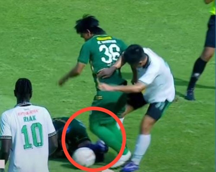 Pemain PSS Sleman Wahyudi Hamisi