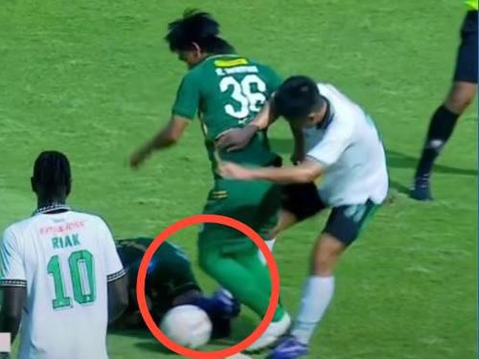 Pemain PSS Sleman Wahyudi Hamisi