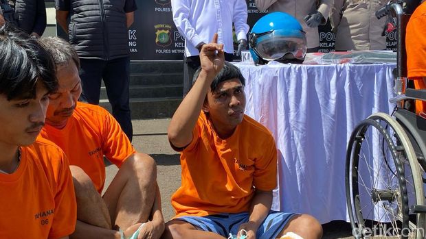 Polsek Kelapa Gading menangkap sejumlah pelaku kejahatan jalanan