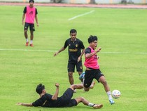 Jelang Persis Solo Vs PSM Makassar, Bernardo Tavares Kesulitan Susun Strategi