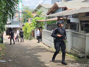 Ketua RW Bingung dari Mana Dukun Santet Dapat Foto Warga Ditusuk-tusuk