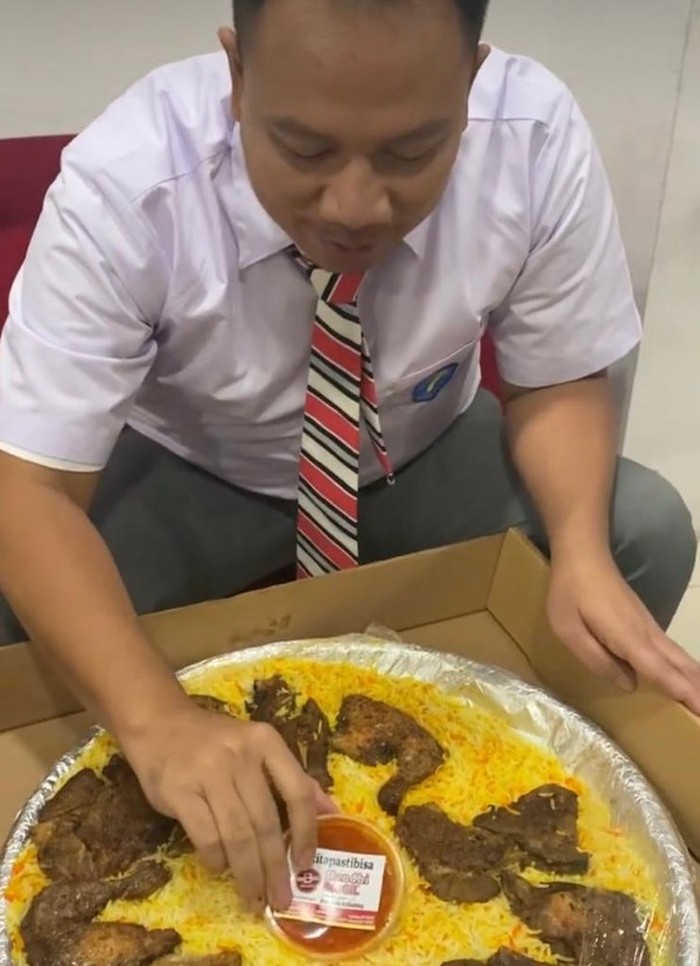 Vicky Prasetyo