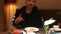Vicky Prasetyo kembali terseret kasus hukum. Kali ini, ia terkena kasus penipuan senilai Rp 1.8 M. Foto: Instagram