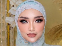 8 Foto Gaya Zaskia Gotix yang Kini Berhijab, Dipuji Makin Cantik