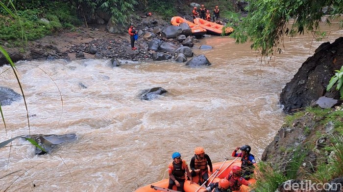 Aliran Sungai Cicatih tempat Neneng terakhir terlihat