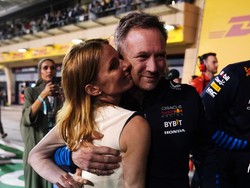 8 Foto Geri Halliwell dan Suami yang Dituding Kirim Pesan Seks ke Rekan Kerja