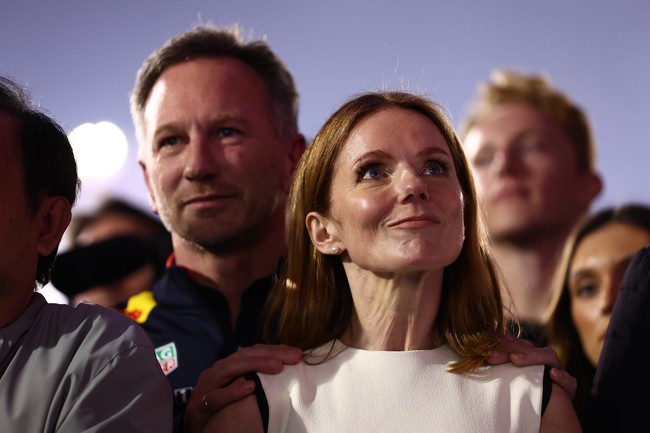 Induk perusahaan Red Bull Racing, Red Bull GmbH, sampai melakukan penyelidikan terkait tuduhan pada Christian Horner ini. Berdasarkan hasil investigasi, mereka menyatakan suami Gerri Halliwell itu tidak melakukan seperti apa yang dituduhkan. Horner juga dengan tegas menyangkal klaim tersebut sepanjang penyelidikan. Foto: Getty Images
