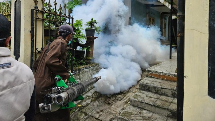 fogging di Kota Batu