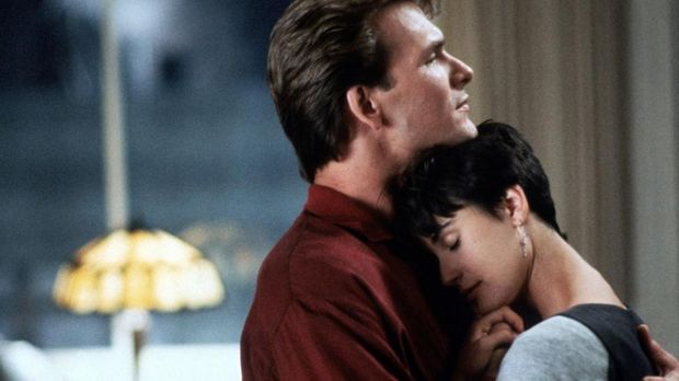Cuplikan adegan di film Ghost.