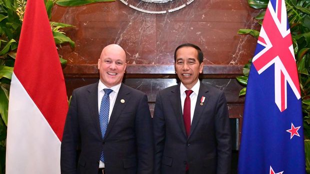 Jokowi bertemu dengan PM Selandia Baru Christopher Luxon.