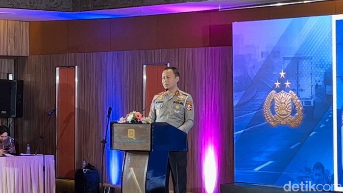 Kakorlantas Polri, Irjen Aan Suhanan memberi sambutan dalam Rakor Kesiapan Arus Mudik 2024 (Rumondang N/detikcom)
