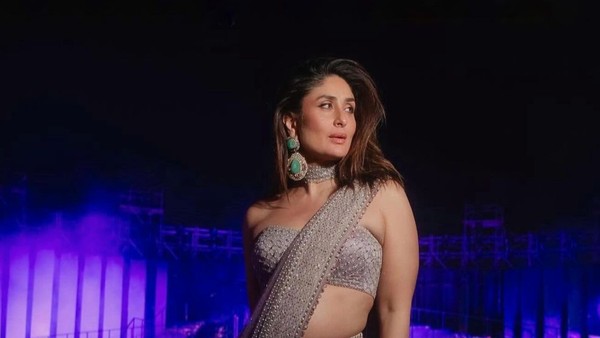 8 Gaya Kareena Kapoor di Pesta Prewedding Crazy Rich India, Glamor Ber-saree