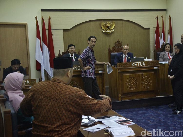 KPU Digugat ke KIP soal Server Pemilu