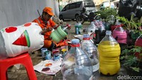 Hal ini sebagai bagian dari pengadaan taman kota di Kelurahan Pancoran, Jakarta Selatan, Selasa (05/03/2024). 
