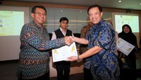 Diawali dengan menyoroti lanskap industri Syariah di Inggris dan Indonesia, Prudential Syariah juga menekankan peran penting asuransi Syariah sebagai salah satu bentuk ikhtiar untuk proteksi dini menghadapi risiko kehidupan mendatang. 