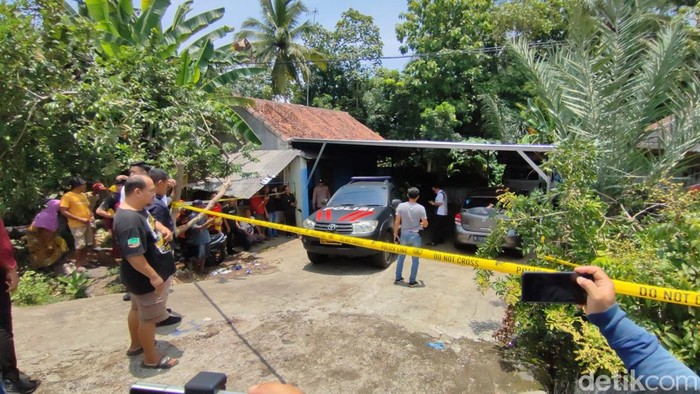 Lokasi bengkel di Banjar yang didatangi para tersangka untuk memperbaiki mobil mogok.