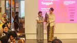 Mengunjungi Pameran Perempuan Tangguh