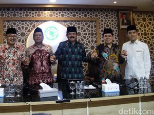 Momen Menko Polhukam Hadi Tjahjanto Sambangi MUI
