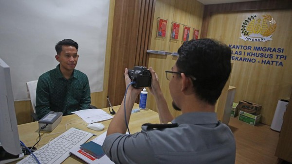 Bikin Paspor di Soetta 30 Menit Langsung Jadi!