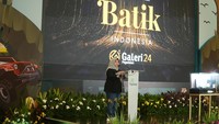 Direktur PT Pegadaian Galeri 24 Endah Susiani menjelaskan filosofi terciptanya Produk Batik Series dengan Tema Pesona Batik Indonesia ini karena Galeri 24 ingin melestarikan budaya nusantara melalui batik, dimana batik sendiri merupakan warisan budaya Indonesia.  