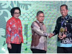 KLHK Beri Penghargaan Adipura 2023 untuk 6 Wilayah Jakarta
