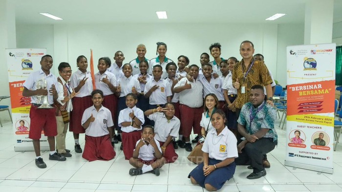 Puluhan Anak-anak Papua Ikut Pelatihan Mainstage Broadway Jakarta