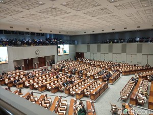 PKS Kritik soal Makan Siang Gratis di Paripurna DPR, Pro Prabowo Heran