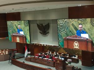 Di Paripurna, DPR Minta Pemerintah Segera Atasi Bahan Pokok Mahal