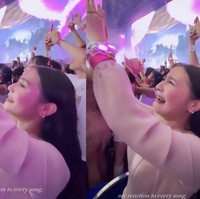 Sebagai Swifties atau penggemar berat Taylor Swift, Prilly sampai menangis saat menonton konser idolanya tersebut. Ia tak henti-hentinya mengabadikan momen selama konser Taylor Swift berlangsung. Foto: Instagram