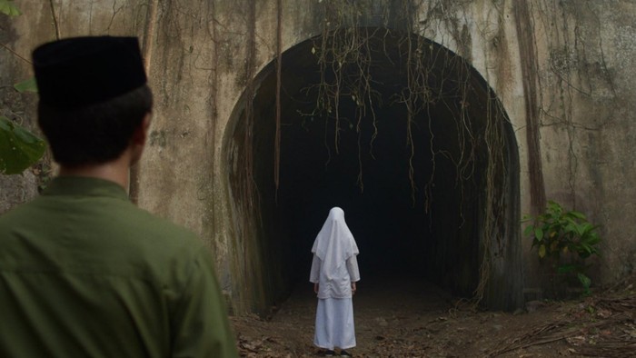 Cuplikan adegan film Siksa Kubur.
