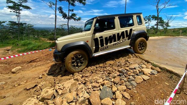 Suzuki Jimny 5 Pintu Foto: Rangga Rahadiansyah/detikOto