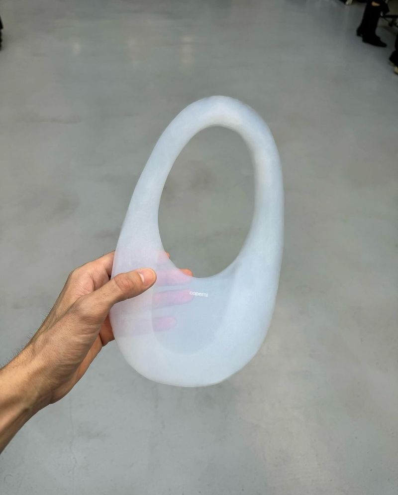 Tas Udara Air Swipe Bag Coperni Tas Udara Air Swipe Bag Coperni