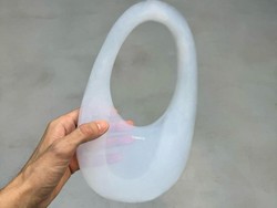 Coperni Bikin Tas Berbahan 99 Persen Udara, Diklaim Paling Ringan di Dunia