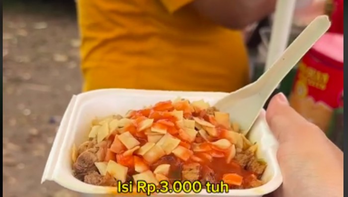 Wow! di Sini Ada Mie Ayam Harga Rp 3.000 Semangkuk