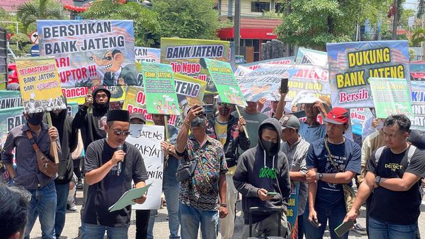 Aksi Damai Selamatkan Bank Jateng di Jawa Tengah